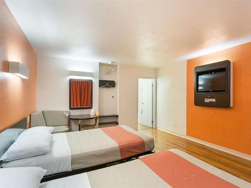 Motel 6-Villa Park, Il - Chicago West Εξωτερικό φωτογραφία