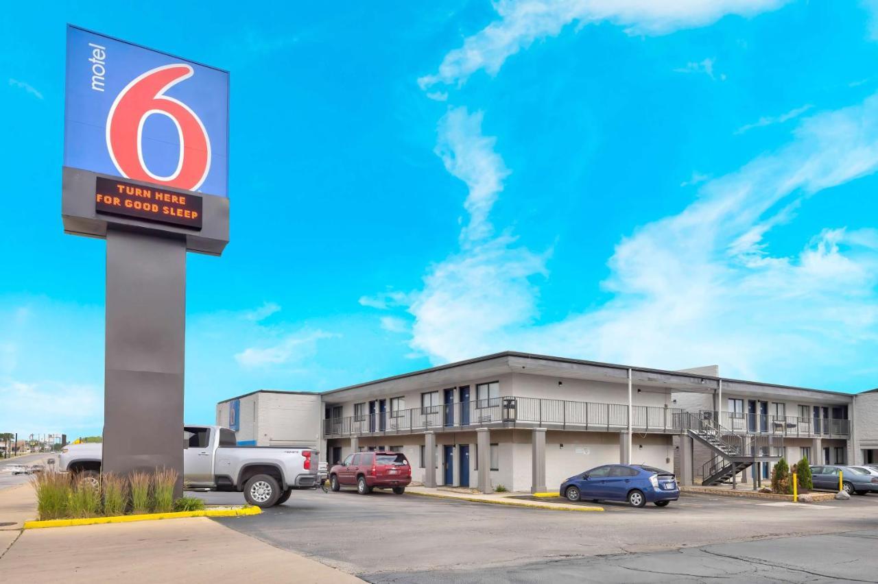 Motel 6-Villa Park, Il - Chicago West Εξωτερικό φωτογραφία
