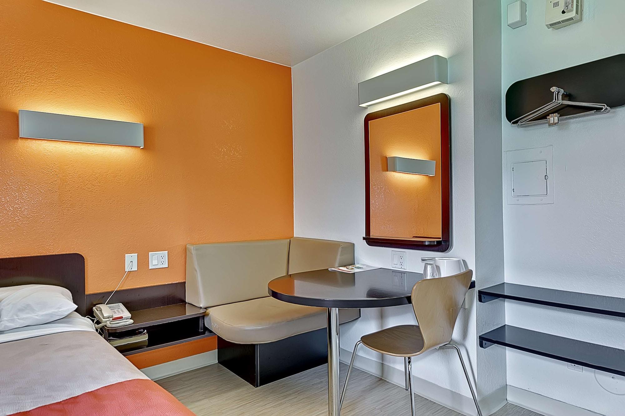 Motel 6-Villa Park, Il - Chicago West Εξωτερικό φωτογραφία