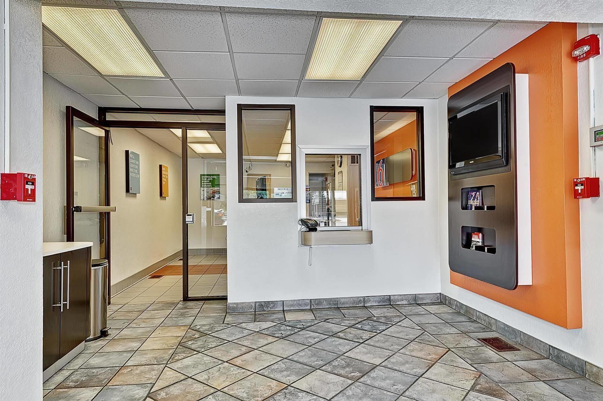Motel 6-Villa Park, Il - Chicago West Εξωτερικό φωτογραφία